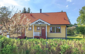 3 Bedroom Lovely Home In Adelsö, Adelsö